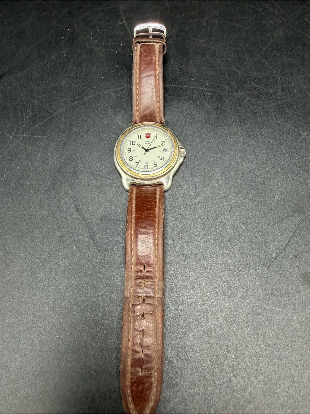 1993 Victorinox Swiss Army Mens 40MM 2-TONED Stainless OFFICER'S Quartz  Watch